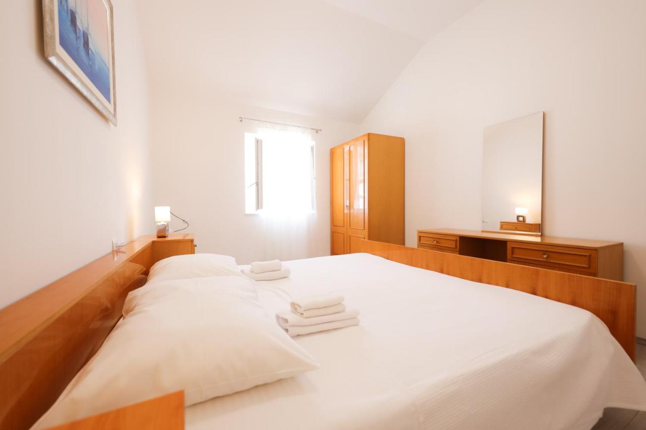 Two Bedroom Apartment In The Old Town Marija ザダル エクステリア 写真